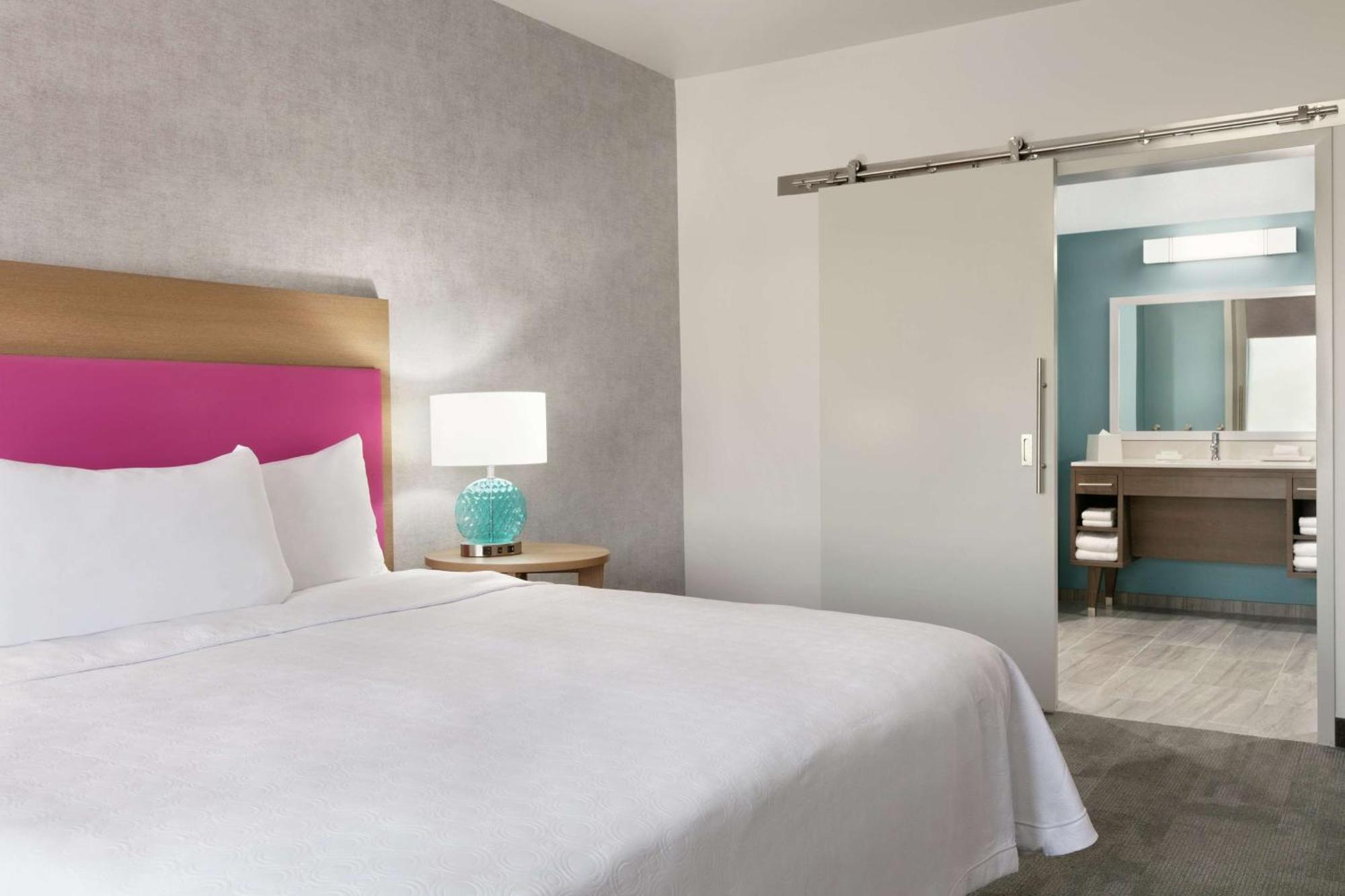 Home2 Suites By Hilton Norfolk Airport Exterior photo